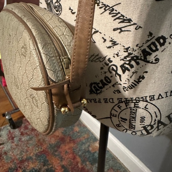 Dior honeycomb crossbody bag with COA Like new. Hard to believe it is vintage - Picture 4 of 10